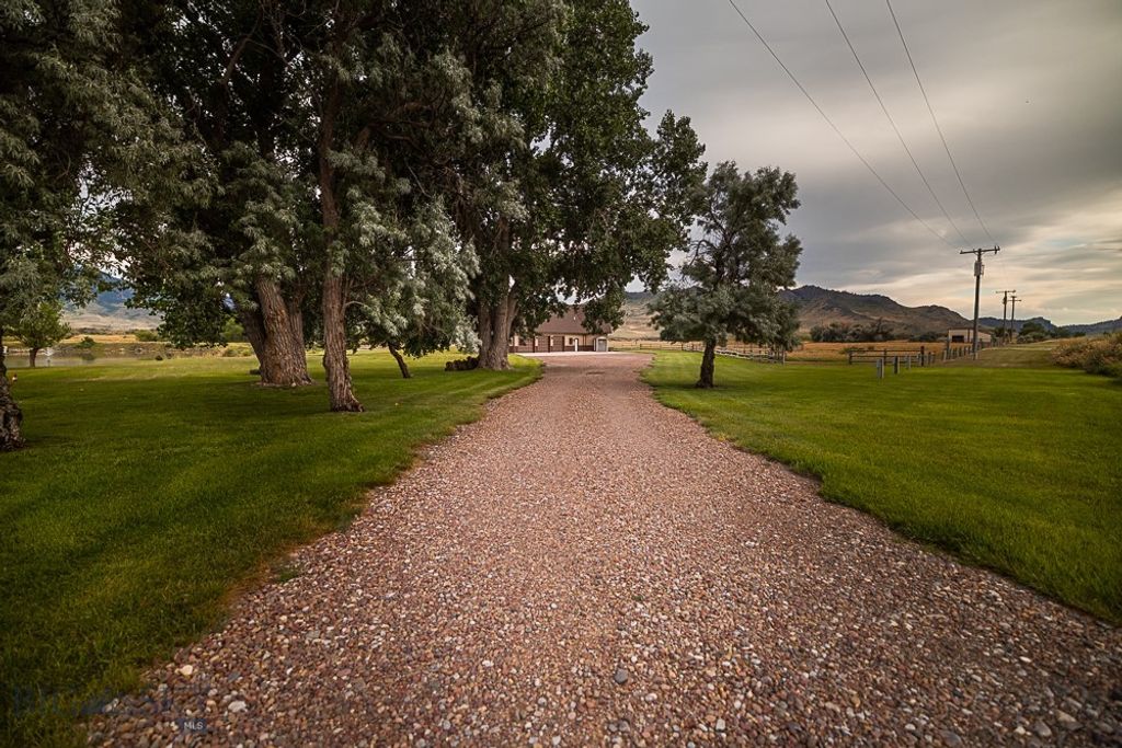 2127 Old US Highway 91, Cascade, MT 59421 photo 38