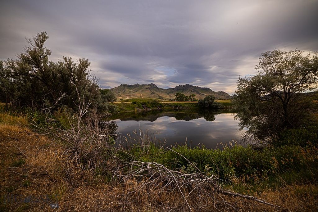 2127 Old US Highway 91, Cascade, MT 59421 photo 4