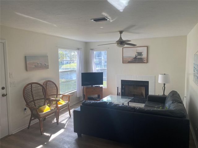 3813 59TH AVENUE W 3813, Bradenton, FL 34210