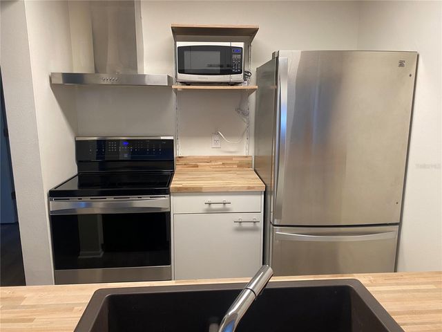 3813 59TH AVENUE W 3813, Bradenton, FL 34210