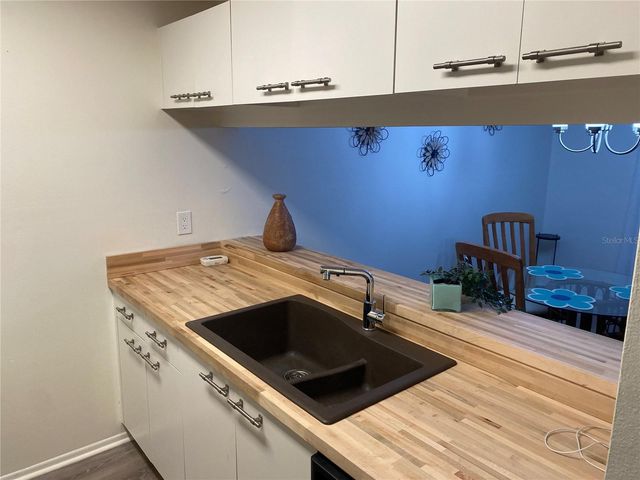 3813 59TH AVENUE W 3813, Bradenton, FL 34210