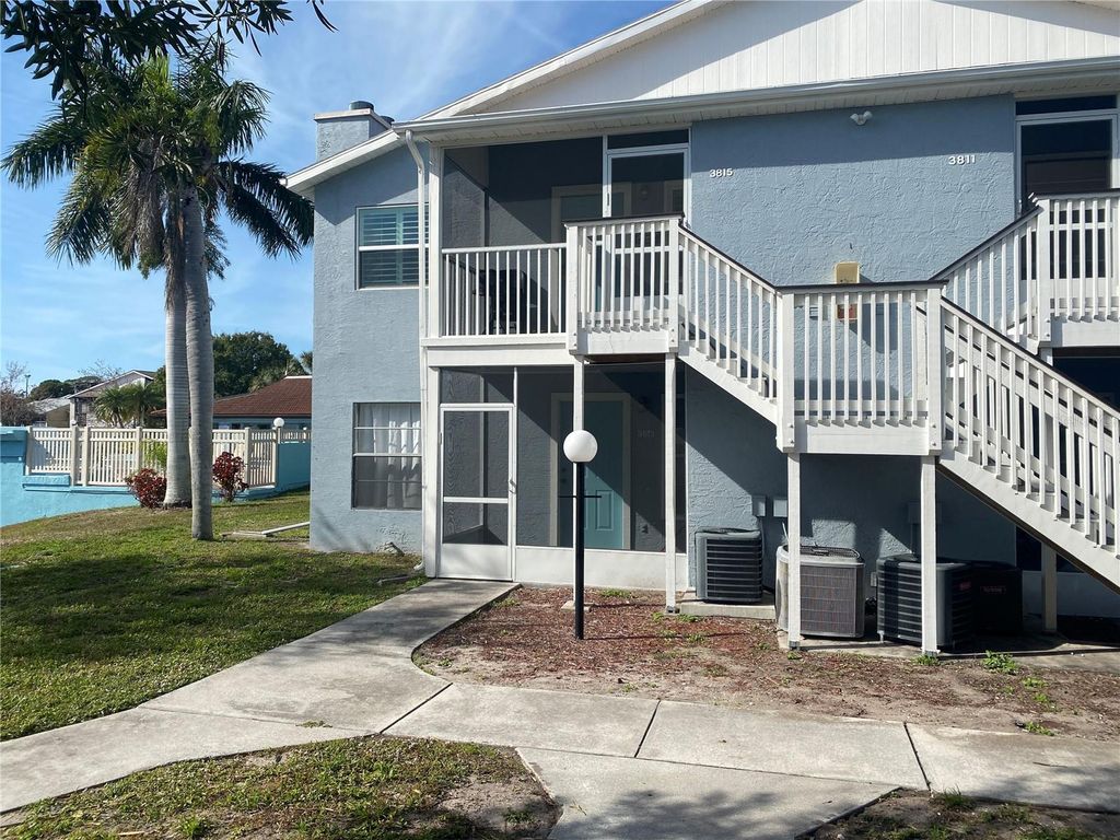 3813 59TH AVENUE W 3813, Bradenton, FL 34210