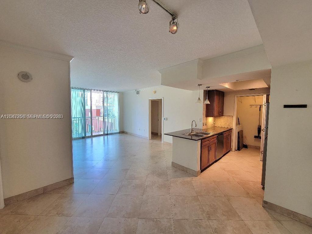 2000 N Bayshore Drive 707, Miami, FL 33137