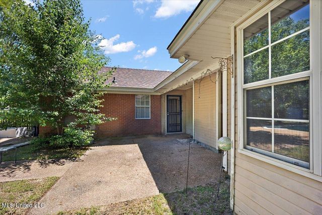 505 Golden Eagle Drive, Byram, MS 39272