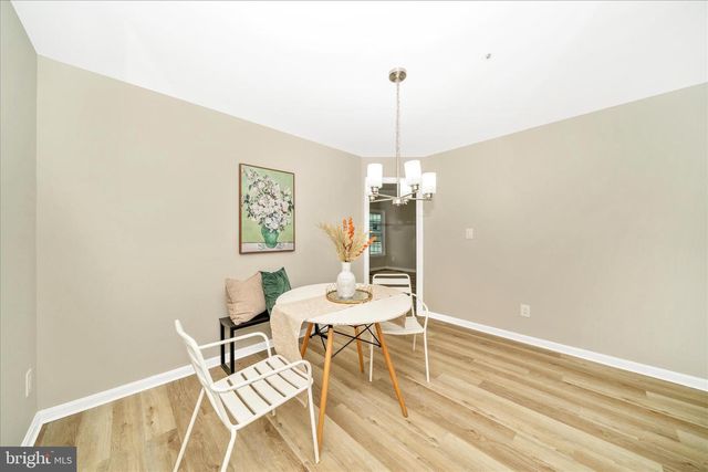 8648 FOUNTAIN VALLEY DR, Montgomery Village, MD 20886