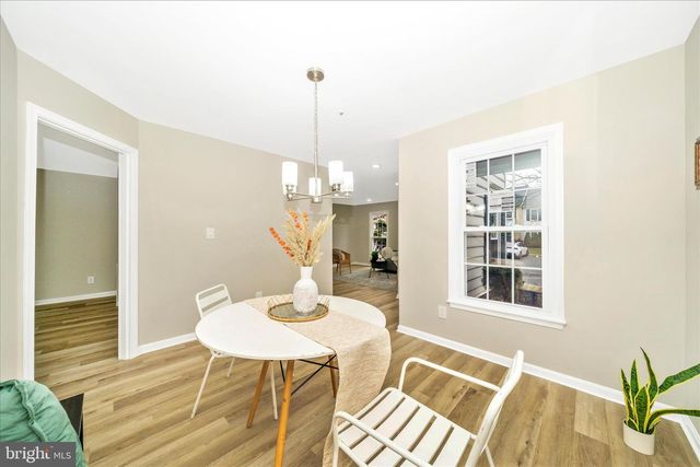 8648 FOUNTAIN VALLEY DR, Montgomery Village, MD 20886