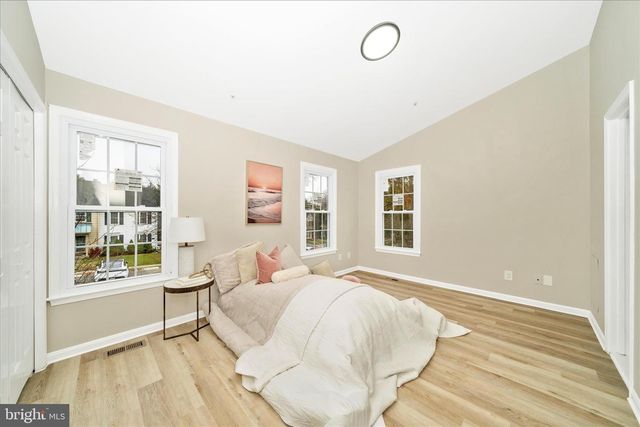 8648 FOUNTAIN VALLEY DR, Montgomery Village, MD 20886