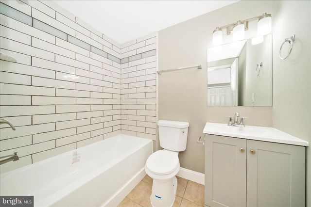 8648 FOUNTAIN VALLEY DR, Montgomery Village, MD 20886