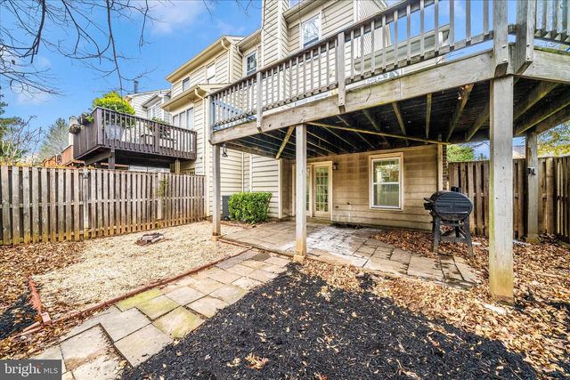 8648 FOUNTAIN VALLEY DR, Montgomery Village, MD 20886