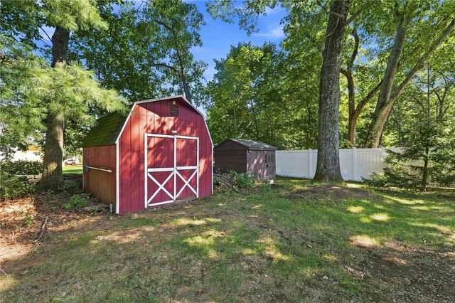 95 Thomas Leighton Boulevard, Cumberland, RI 02864