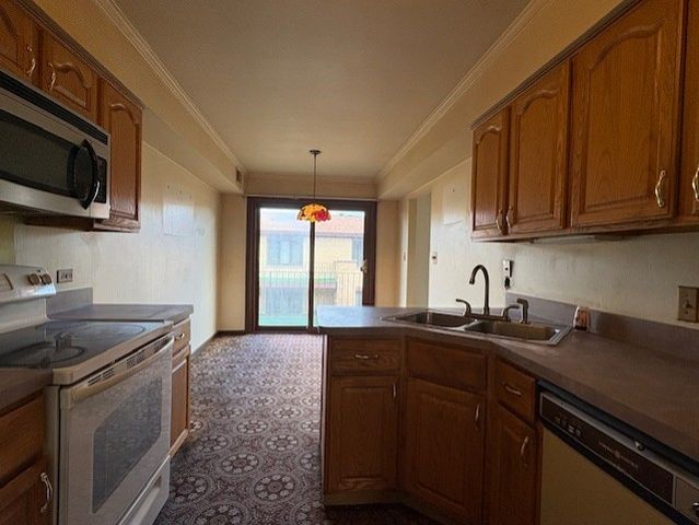 10355 Parkside Avenue 04, Oak Lawn, IL 60453