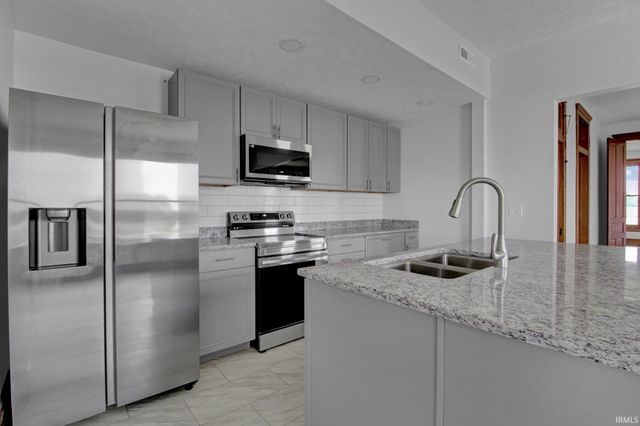 8937 E 300 South, Greentown, IN 46936