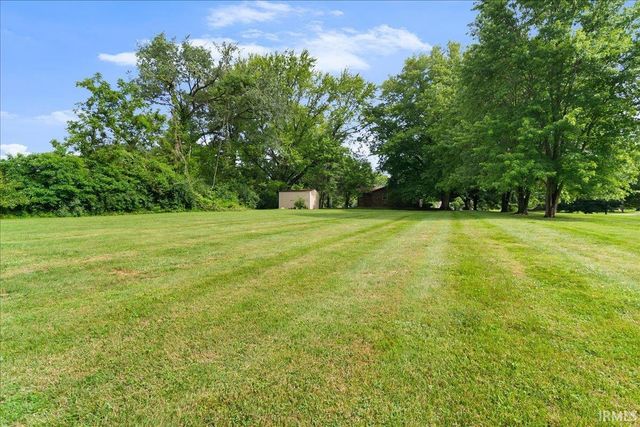 201 S Broadview Circle, Princeton, IN 47670