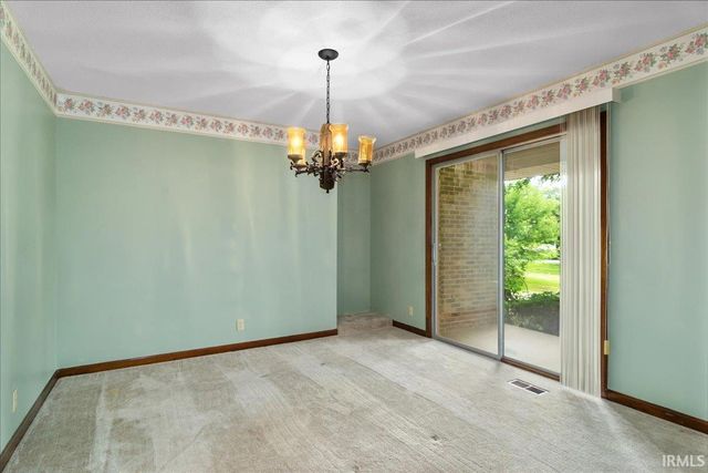 201 S Broadview Circle, Princeton, IN 47670