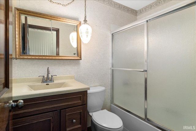 201 S Broadview Circle, Princeton, IN 47670
