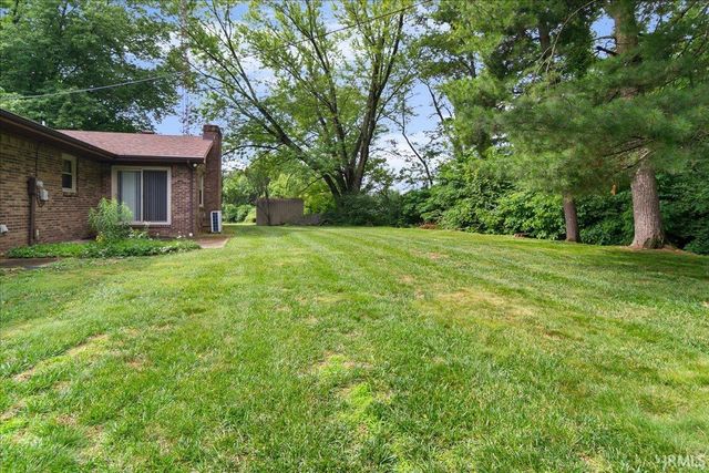 201 S Broadview Circle, Princeton, IN 47670