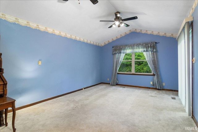 201 S Broadview Circle, Princeton, IN 47670