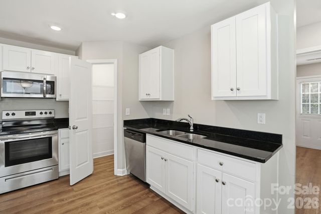 64 Hawthorne Street SW, Concord, NC 28027