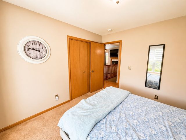 423 Cross Plains Road, Rockford, IL 61107