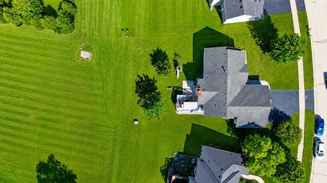 423 Cross Plains Road, Rockford, IL 61107