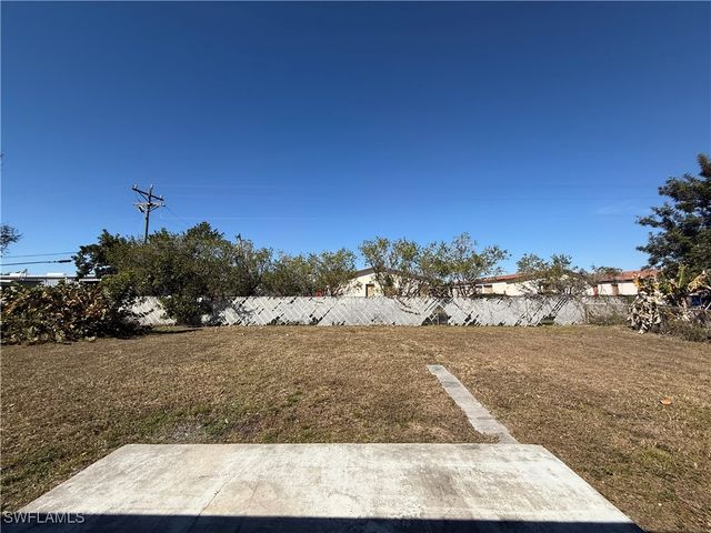 1315 NE Pine Island LN, Cape Coral, FL 33909