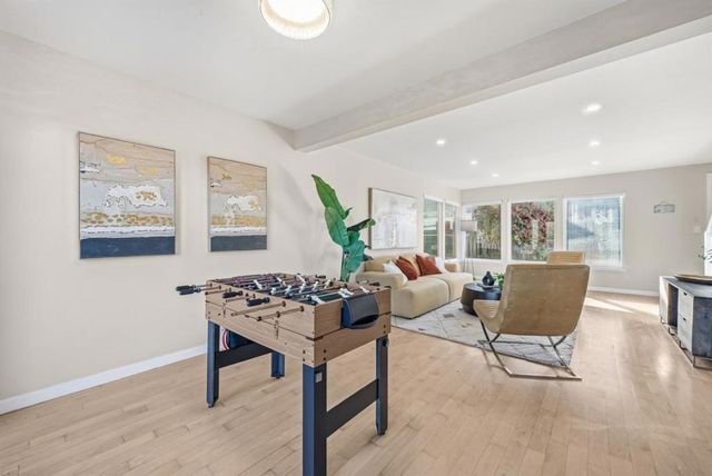 63 Kathleen Court, Pacifica, CA 94044