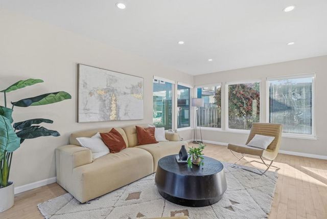 63 Kathleen Court, Pacifica, CA 94044