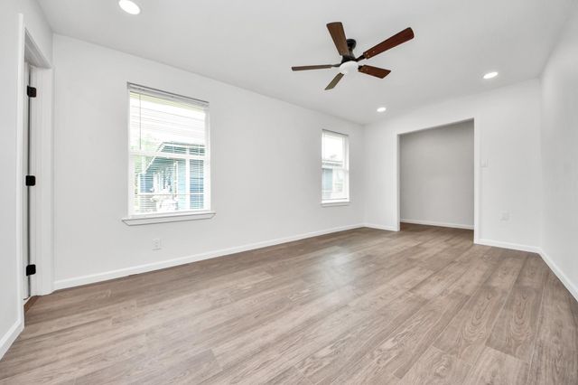 6522 Belarbor Street, Houston, TX 77087