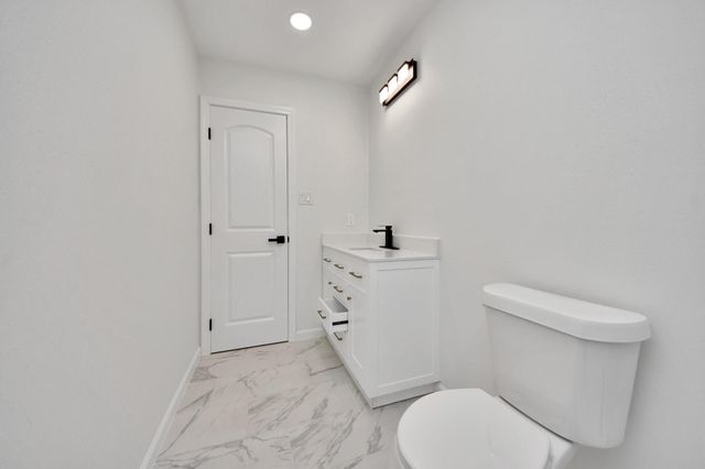 6522 Belarbor Street, Houston, TX 77087