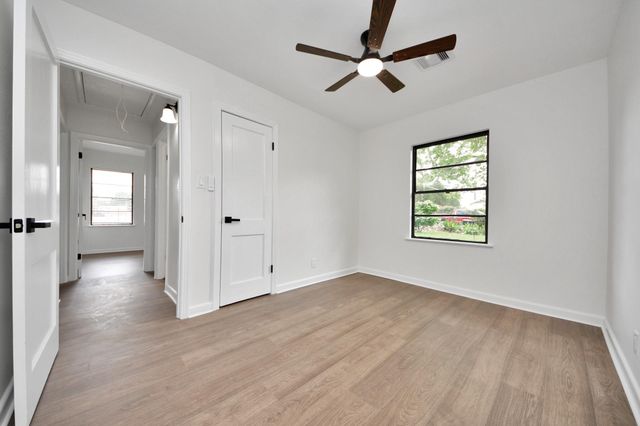 6522 Belarbor Street, Houston, TX 77087