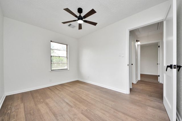 6522 Belarbor Street, Houston, TX 77087