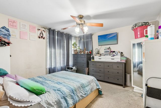 2225 W Touhy Avenue, Chicago, IL 60645