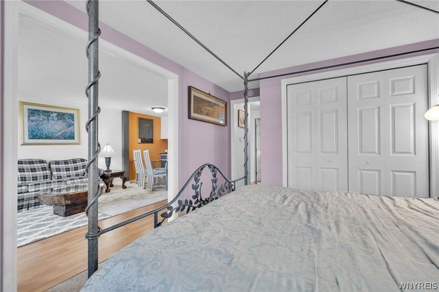 9 Tralee Terr, Amherst, NY 14051