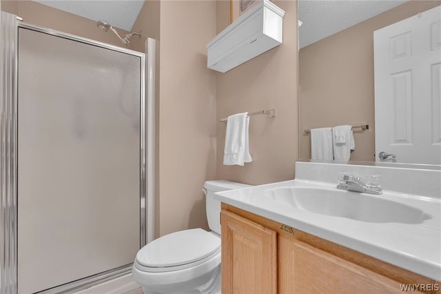9 Tralee Terr, Amherst, NY 14051