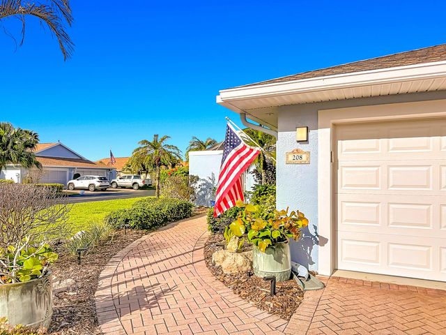 208 River Walk, Fort Pierce, FL 34949