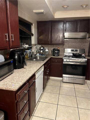 5958 Quiroz, Jurupa Valley, CA 92509