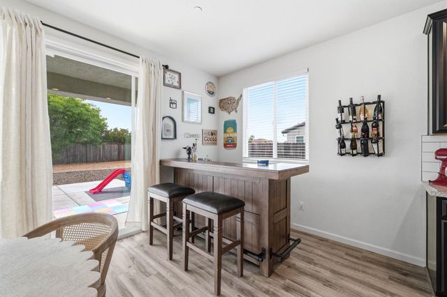 2079 Coffee Creek Way, Plumas Lake, CA 95961