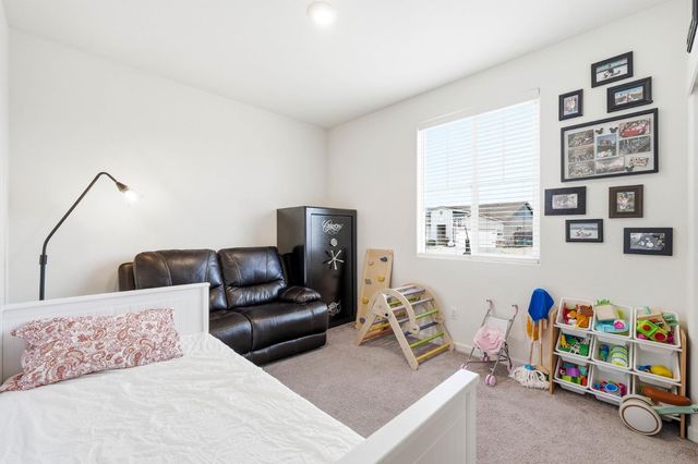 2079 Coffee Creek Way, Plumas Lake, CA 95961