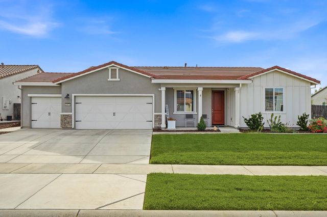 2079 Coffee Creek Way, Plumas Lake, CA 95961