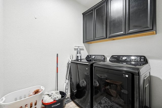 2079 Coffee Creek Way, Plumas Lake, CA 95961