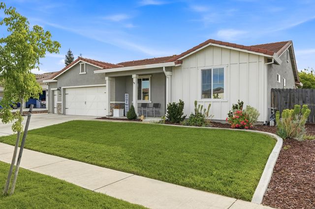 2079 Coffee Creek Way, Plumas Lake, CA 95961