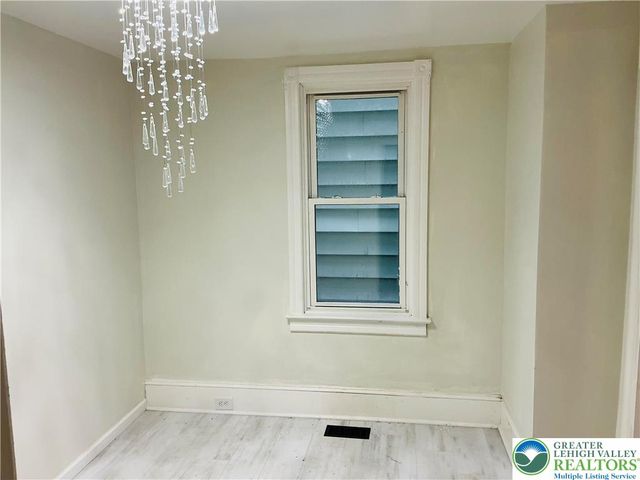 312 South Jackson Street, Pottsville, PA 17901