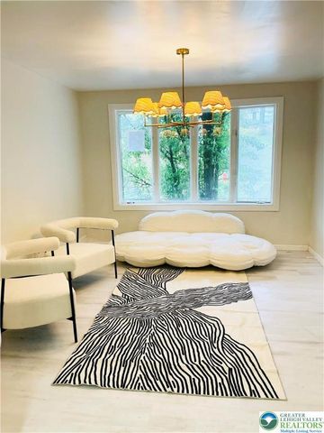 312 South Jackson Street, Pottsville, PA 17901