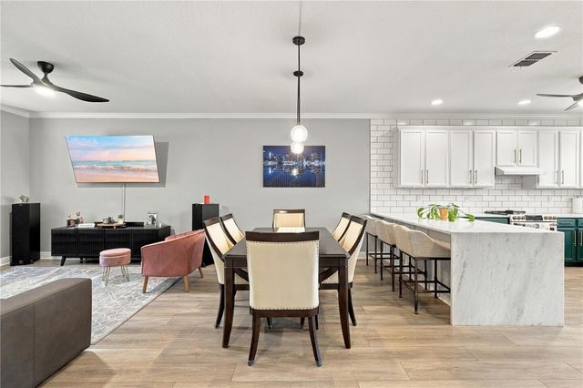 17404 CHATEAU PINE WAY, Clermont, FL 34711