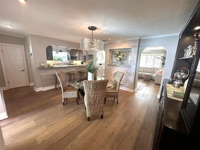 467 31ST AVENUE N, St Petersburg, FL 33704