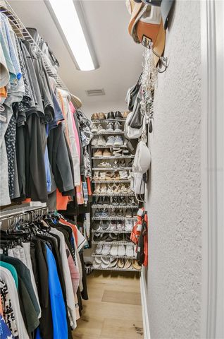 467 31ST AVENUE N, St Petersburg, FL 33704