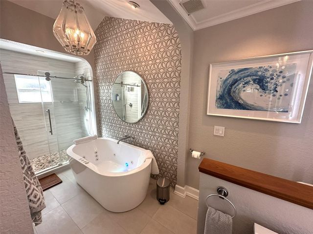 467 31ST AVENUE N, St Petersburg, FL 33704