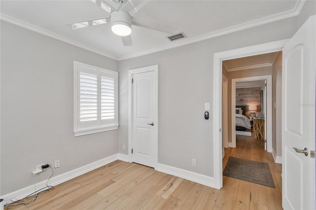 467 31ST AVENUE N, St Petersburg, FL 33704