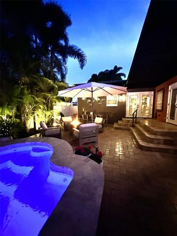 467 31ST AVENUE N, St Petersburg, FL 33704