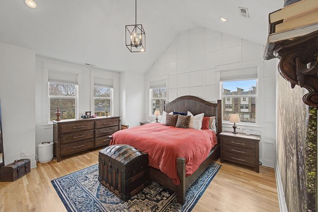 1517 Jones Ave, Nashville, TN 37207